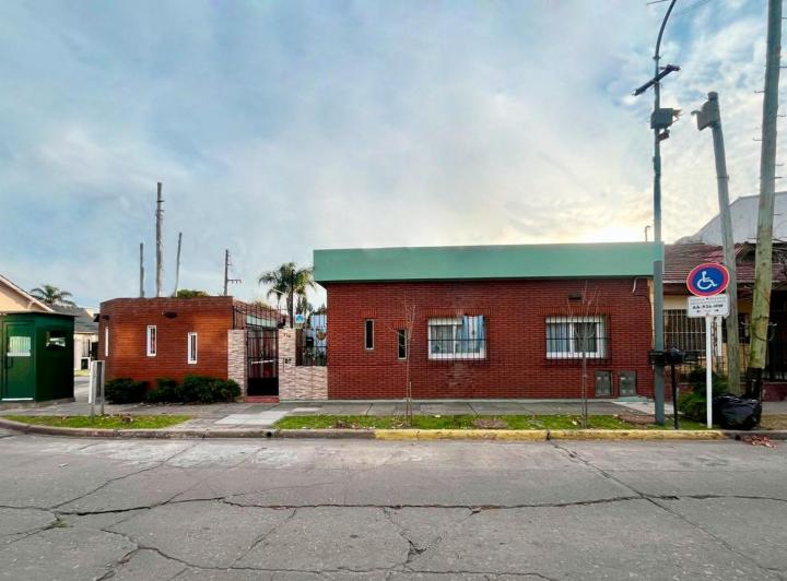 Casa · 157m² · 5 Ambientes · 2 Cocheras
