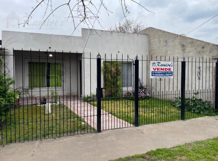 Casa · 340m² · 4 Ambientes · 1 Cochera