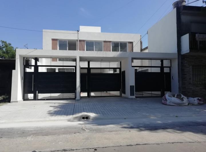 Casa · 95m² · 4 Ambientes · 1 Cochera