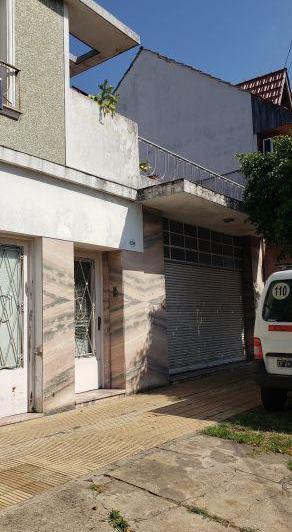 Casa · 160m² · 4 Ambientes · 1 Cochera