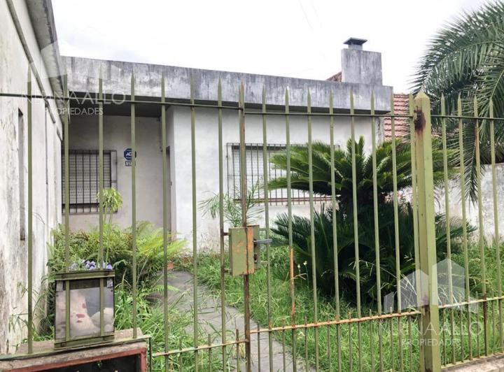 Casa · 90m² · 3 Ambientes · 1 Cochera