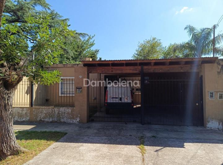 Casa · 156m² · 4 Ambientes · 2 Cocheras