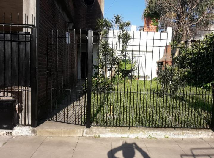 Casa · 65m² · 4 Ambientes · 1 Cochera