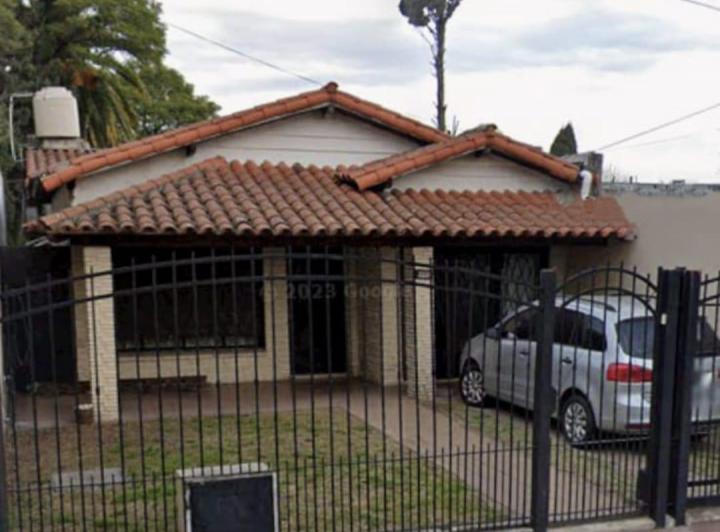 Casa · 150m² · 4 Ambientes · 2 Cocheras