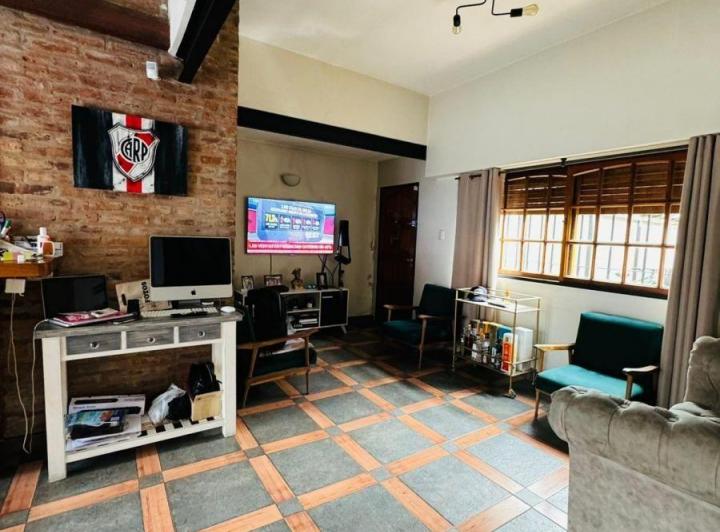 Casa · 176m² · 4 Ambientes · 1 Cochera