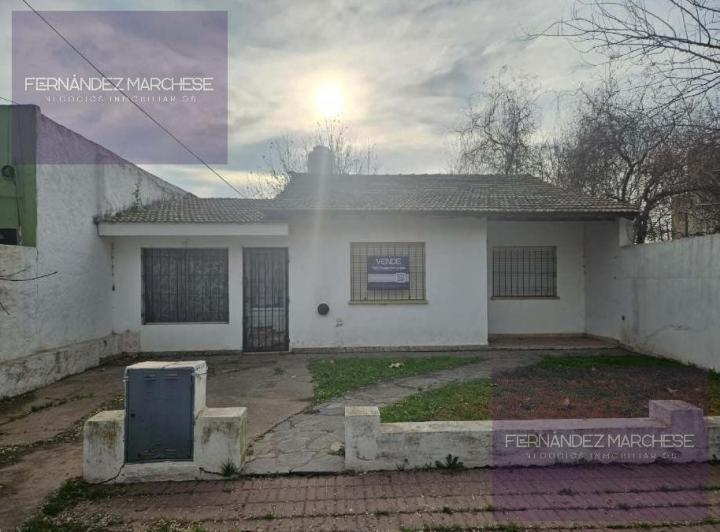 Casa · 79m² · 5 Ambientes · 1 Cochera