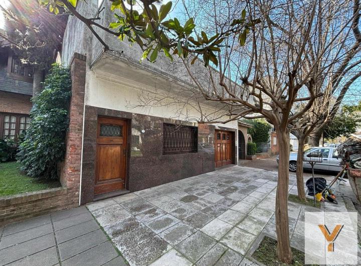 Casa · 250m² · 6 Ambientes
