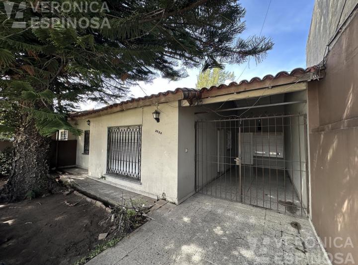 Casa · 115m² · 4 Ambientes · 2 Cocheras