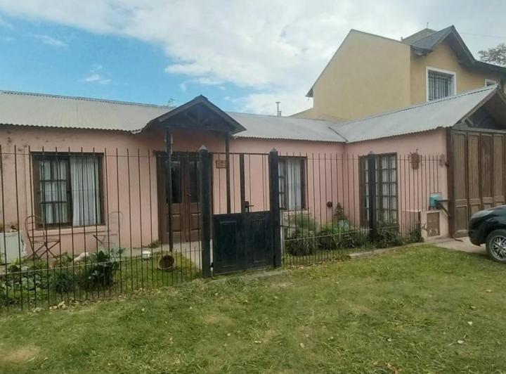 Casa · 159m² · 4 Ambientes · 2 Cocheras