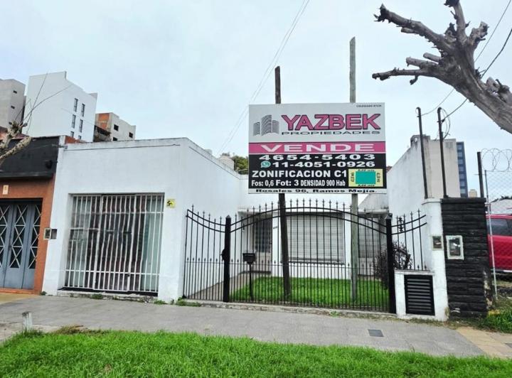Casa · 150m² · 4 Ambientes · 1 Cochera