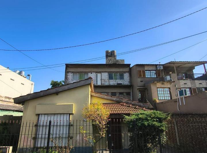 Casa · 340m² · 3 Ambientes · 3 Cocheras