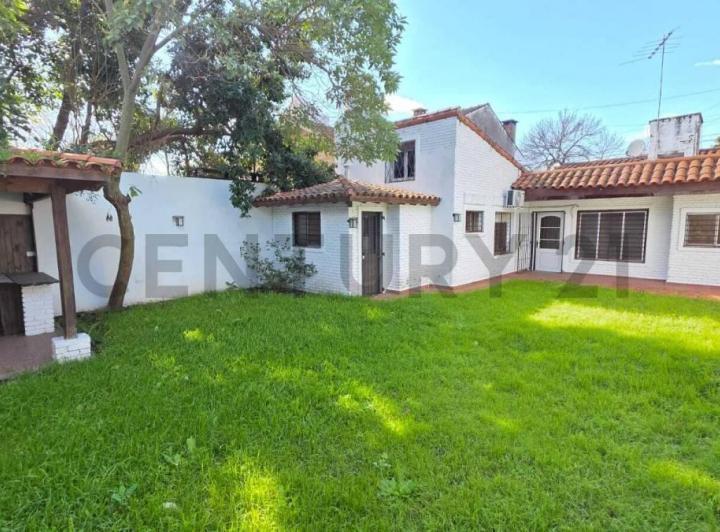 Casa · 161m² · 5 Ambientes · 3 Cocheras