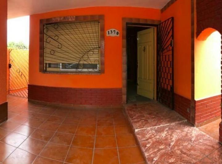Casa · 80m² · 3 Ambientes · 1 Cochera