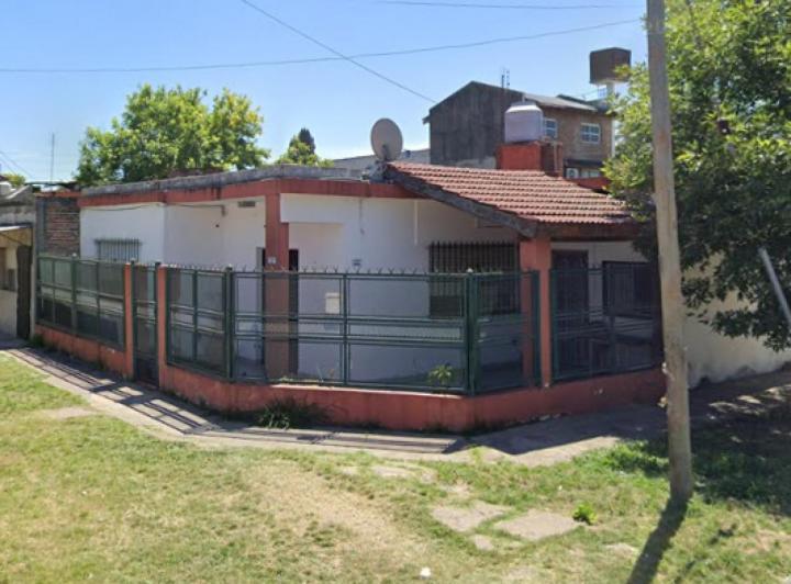 Casa · 130m² · 4 Ambientes · 1 Cochera