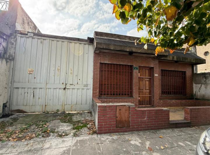 Casa · 100m² · 3 Ambientes · 1 Cochera