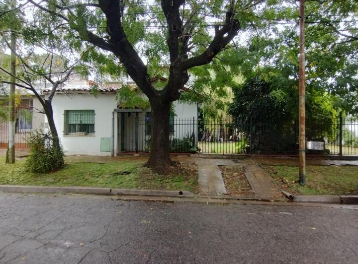 Casa · 160m² · 5 Ambientes · 1 Cochera