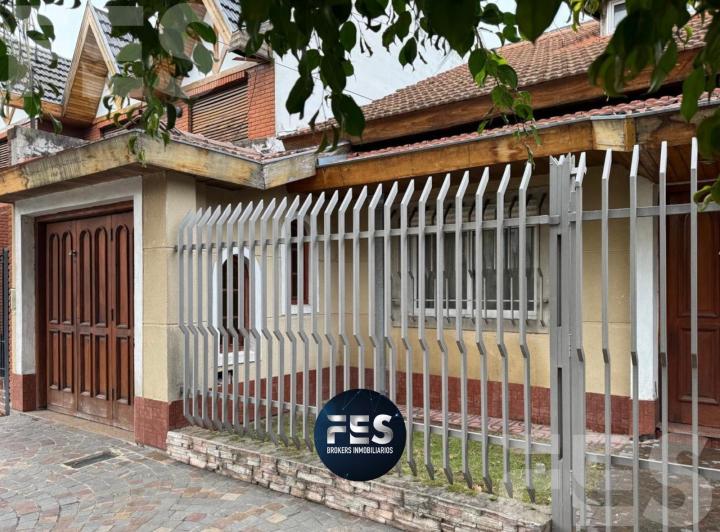 Casa · 108m² · 3 Ambientes · 2 Cocheras