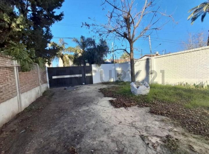 Casa · 140m² · 3 Ambientes · 3 Cocheras
