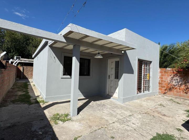 Casa · 65m² · 2 Dormitorios · 1 Cochera