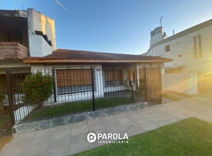 Casa · 92m² · 5 Ambientes