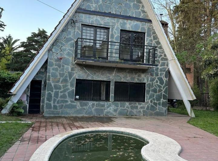 Casa · 110m² · 5 Ambientes