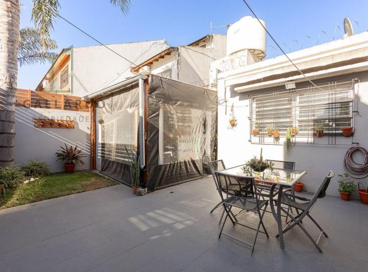 Casa · 85m² · 3 Ambientes · 1 Cochera