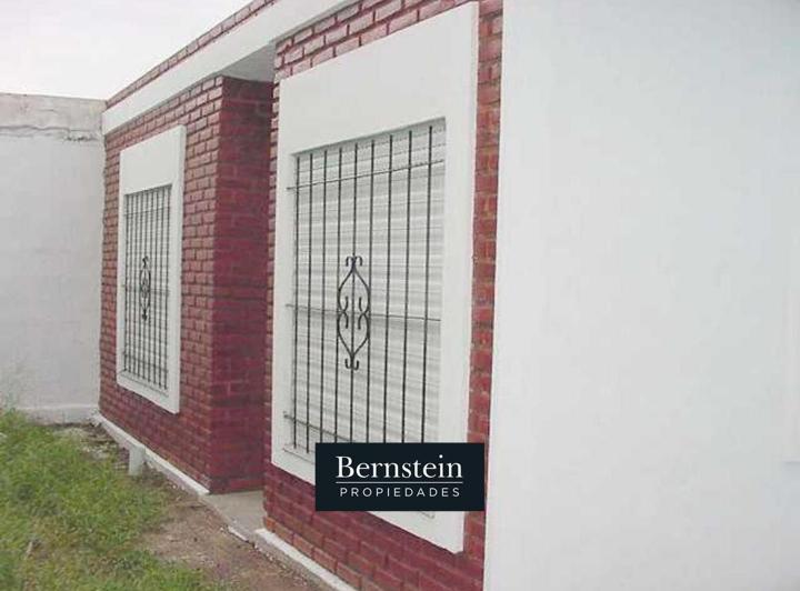 Casa · 205m² · 5 Ambientes · 1 Cochera