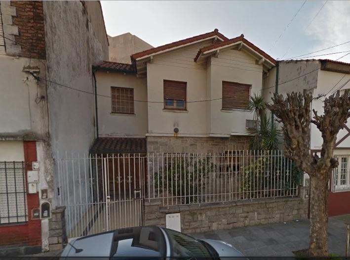 Casa · 166m² · 5 Ambientes · 3 Cocheras
