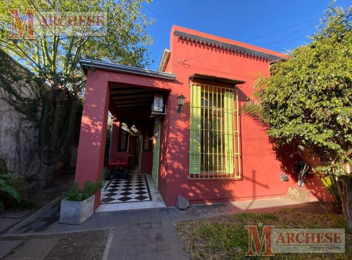 Casa · 90m² · 3 Ambientes · 1 Cochera