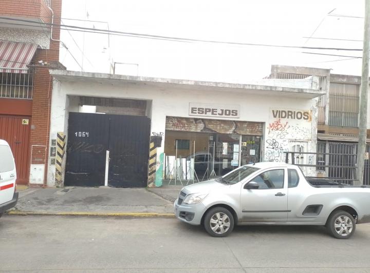 Casa · 250m² · 3 Ambientes · 3 Cocheras