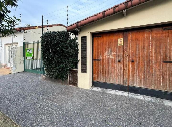 Casa · 150m² · 3 Ambientes · 5 Cocheras