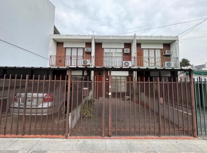 Casa · 75m² · 3 Ambientes · 1 Cochera