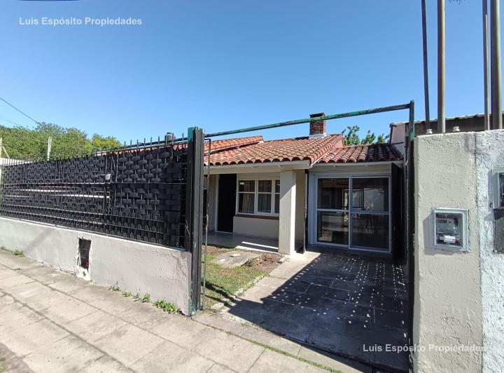 Casa · 300m² · 3 Ambientes · 1 Cochera