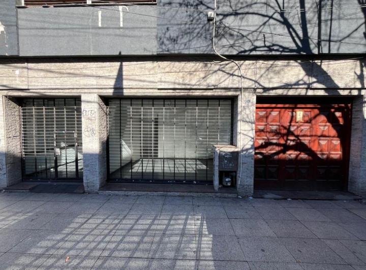 Casa · 90m² · 4 Ambientes · 1 Cochera