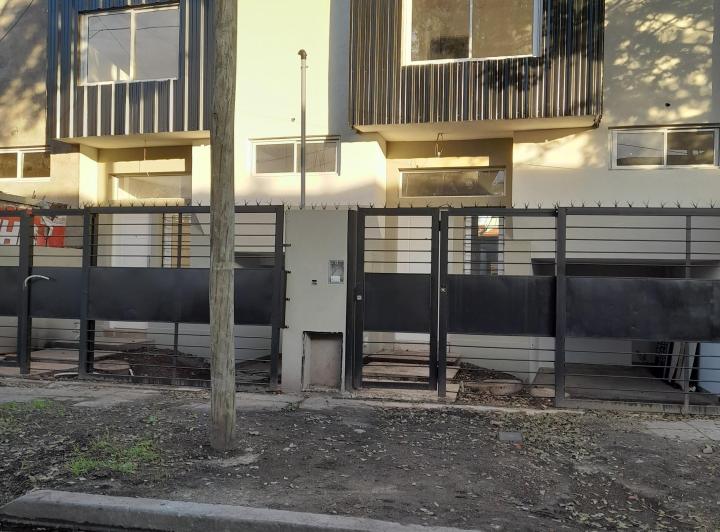 Casa · 90m² · 3 Ambientes · 1 Cochera