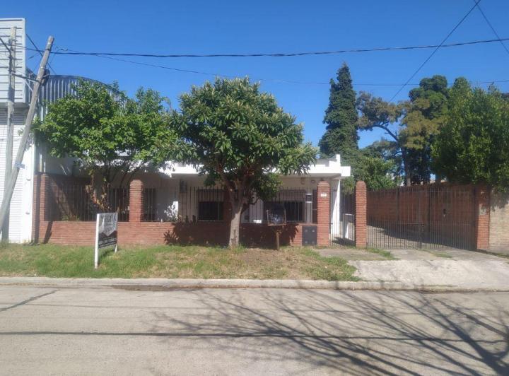Casa · 128m² · 4 Ambientes