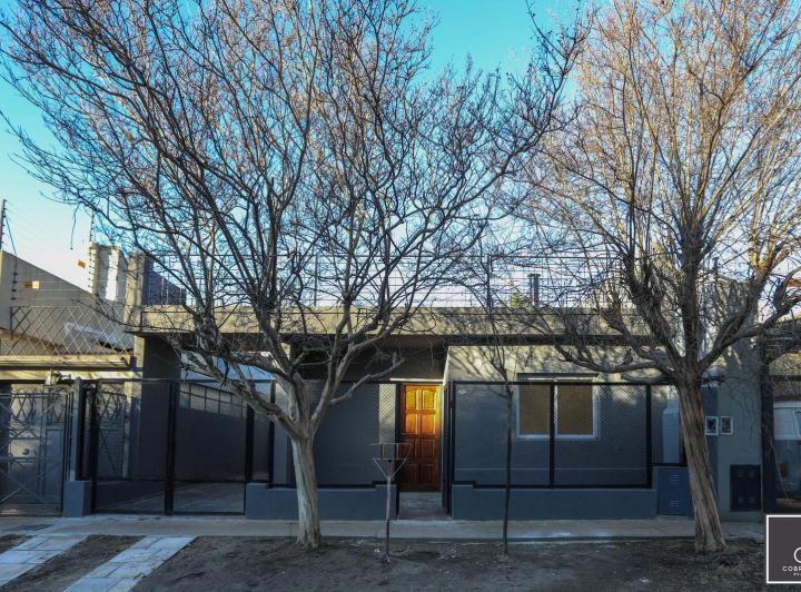 Casa · 55m² · 3 Ambientes · 2 Cocheras