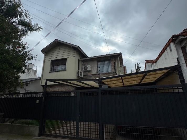 Casa · 190m² · 5 Ambientes