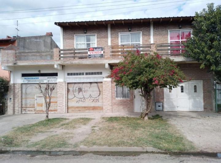 Casa · 260m² · 4 Ambientes