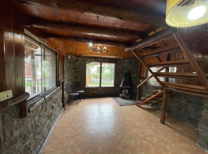 Casa · 80m² · 3 Ambientes · 1 Cochera