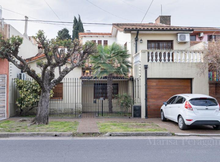 Casa · 224m² · 5 Ambientes · 1 Cochera