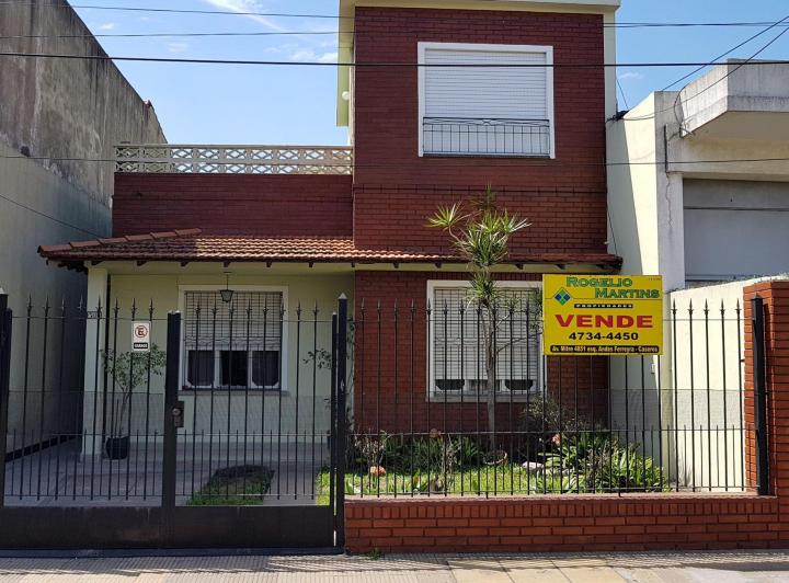 Casa · 140m² · 5 Ambientes · 1 Cochera