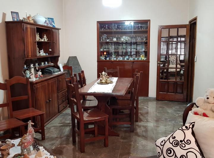 Casa · 190m² · 4 Ambientes
