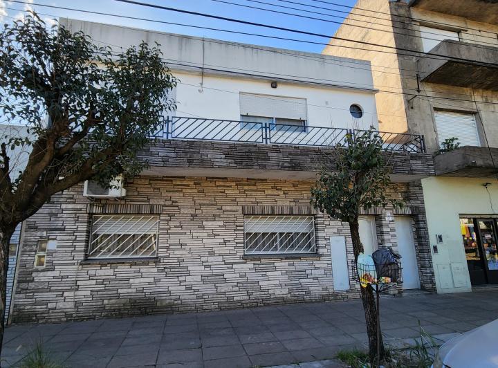 Casa · 105m² · 6 Ambientes