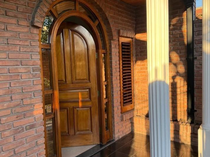 Casa · 110m² · 3 Ambientes · 1 Cochera