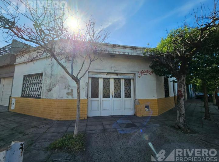 Casa · 130m² · 3 Ambientes · 1 Cochera