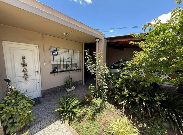 Casa · 199m² · 5 Ambientes · 1 Cochera