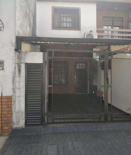 Casa · 95m² · 4 Ambientes · 1 Cochera