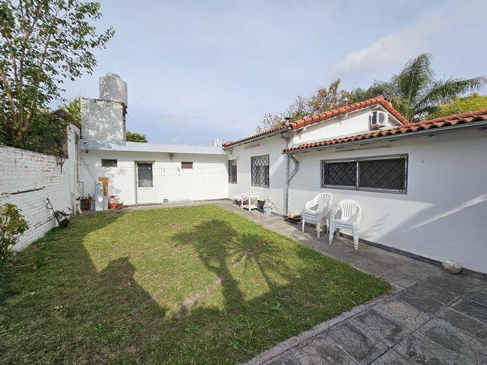 Casa · 120m² · 4 Ambientes · 1 Cochera