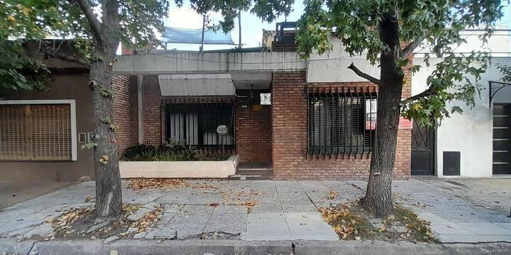 Casa · 170m² · 6 Ambientes · 1 Cochera